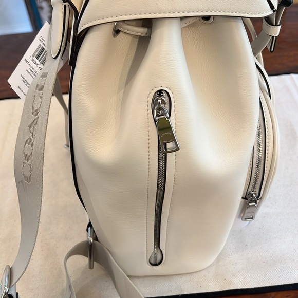 NWT Coach backpack with pink heart charm - Picture 4 of 4